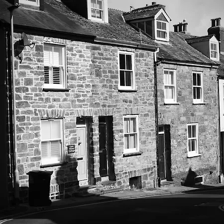 18 Church Street Salcombe Exterior photo